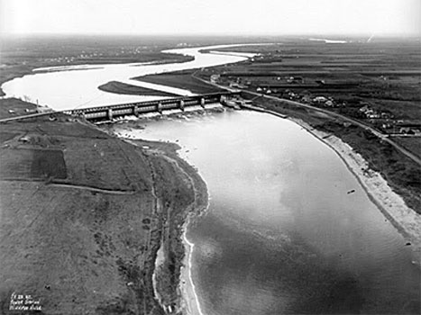 St Andrews Lock and Dam in 1923