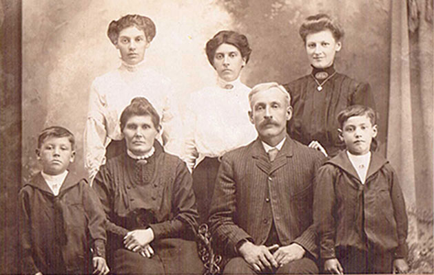 Family of Robert Begg (1860-1951)