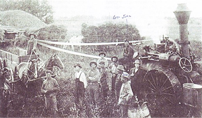 Tom Miller's Threshing Machine in Kirkpatrick